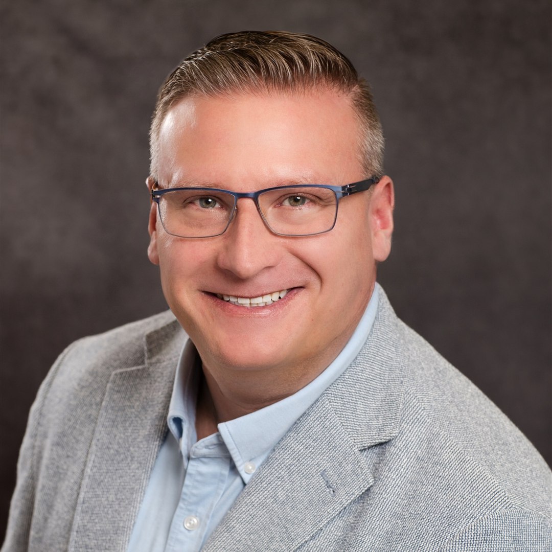 James Blackwell, Broker